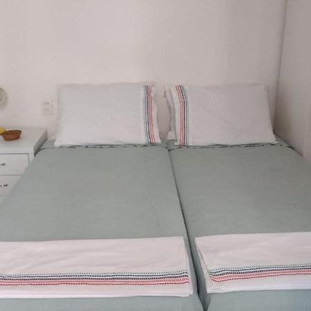 Apartamento Em Copacabana - Rua Bolivar - 2 Quartos - Excelente Localizacao リオデジャネイロ エクステリア 写真
